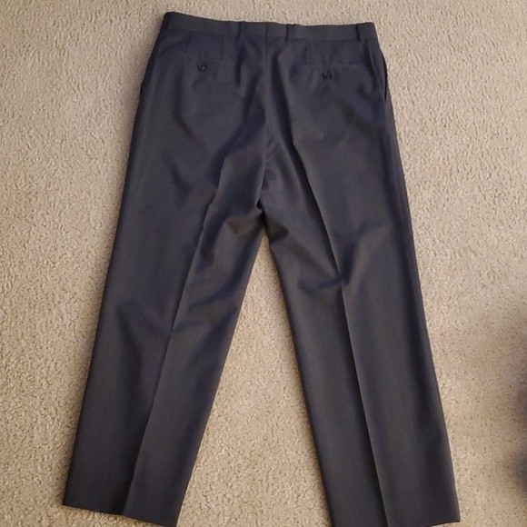 Hugo Boss James Brown Wool Dress Slacks - 36R - Picture 8 of 10